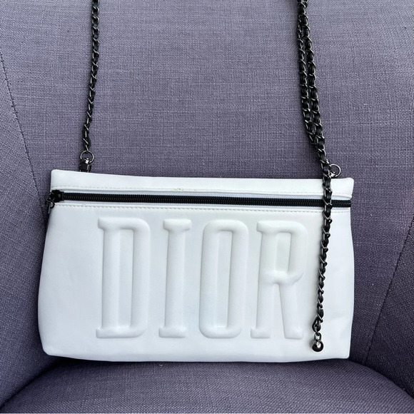 Dior beauty pouch cosmetic bag - Picture 2 of 6